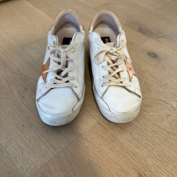 Golden Goose Super Star Low Too Sneaker- Optic White with Peach Pink Metallic - Picture 4 of 5